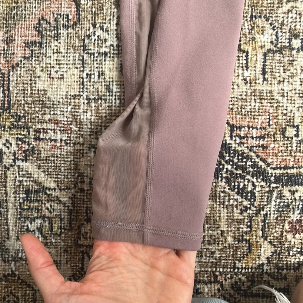 Fabletics leggings - Picture 2 of 4